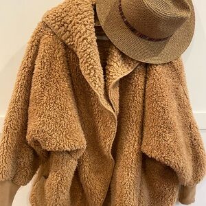 Plush Nordic Beach Wrap Jacket for Women